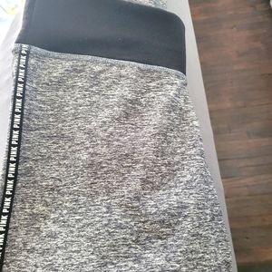 SUPER COMFORTABLE  ULTIMATE VS PINK YOGA PANTS